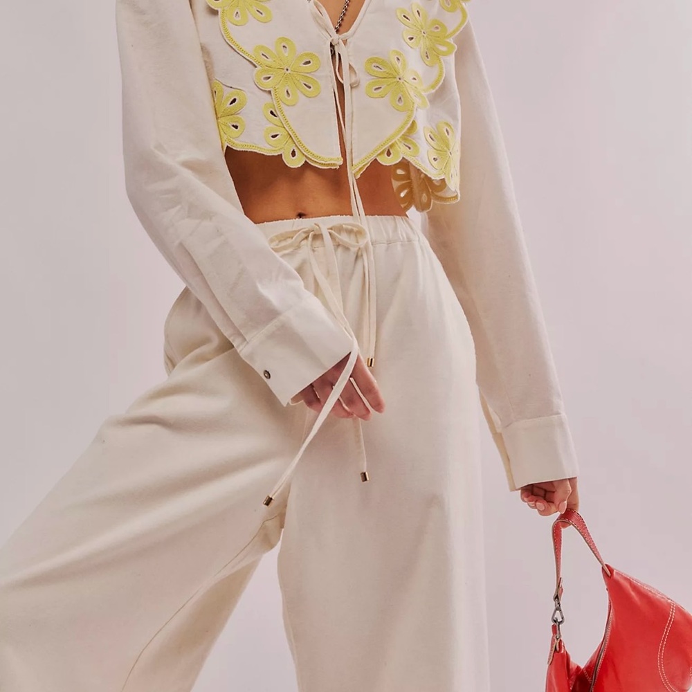 Cream Wide Leg Pants with High Waist and Relaxed Fit